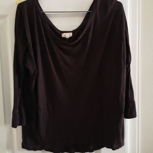 Brown 3/4 aerie shirt